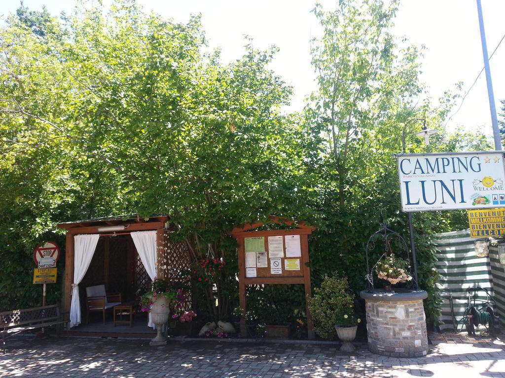 Camping Luni Marina di Massa Exteriér fotografie