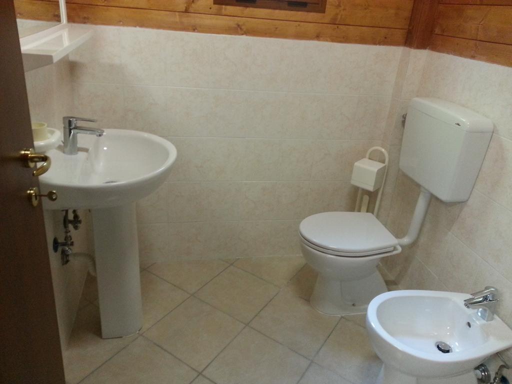 Camping Luni Marina di Massa Pokoj fotografie